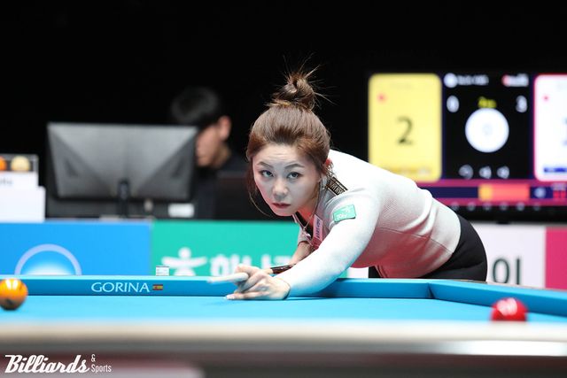 김가영(하나카드)은 스롱 피아비(우리금융캐피탈)를 준결승에서 4-0으로 완파하고 월드챔피언십 전 대회 결승 진출을 달성했다.