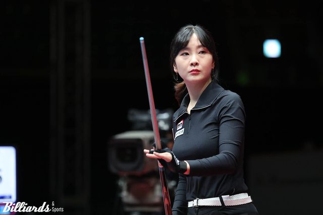 김상아는 세트스코어 1-1 동점에서 3세트를 10:7로 앞서며 역전이 유력했으나, 10:11로 역전을 당하면서 급격하게 무너졌다.