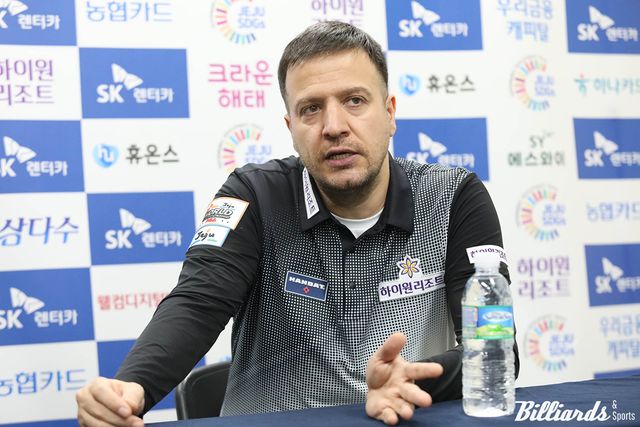 17일 제주시 한라체육관에서 열린 SK렌터카 PBA 월드챔피언십 2025에서 준우승한 륏피 체네트(하이원리조트)가 계약기간이 종료됐다는 사실을 밝히며 계속 PBA에 잔류하고 싶다는 의사를 뜻을 내비췄다. 사진=제주/이용휘 기자