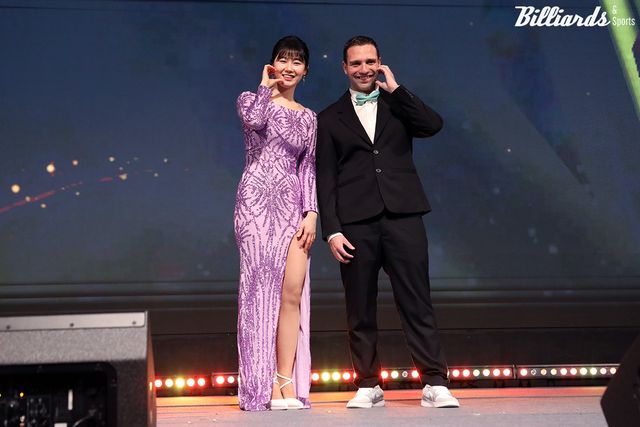 베스트드레서상을 받은 이미래(하이원리조트)와 하비에르 팔라손(휴온스).