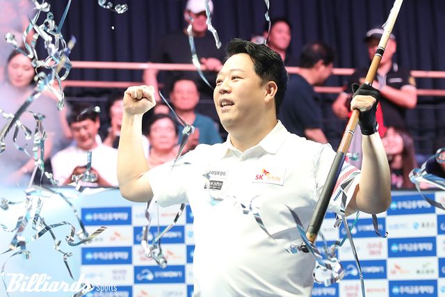 올 시즌 개막전 '우리금융캐피탈 챔피언십'에서 우승을 차지한 강동궁(SK렌터카). 강동궁은 이후 정규 투어에서 4차례 결승에 올라가 두 번의 우승과 두 번의 준우승을 차지했다. 사진=빌리어즈앤스포츠 DB