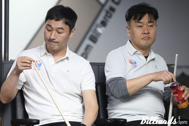 지난 연말 'KBF 디비전리그 클럽팀 챔피언십'에서 우승을 차지한 최완영-황의종.