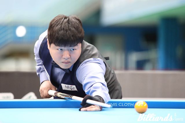 올해 첫 전국당구대회의 첫 시합에서 우승을 차지한 조명우