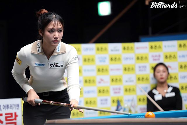 결승전에서 김가영(하나카드)과 대결하는 권발해.