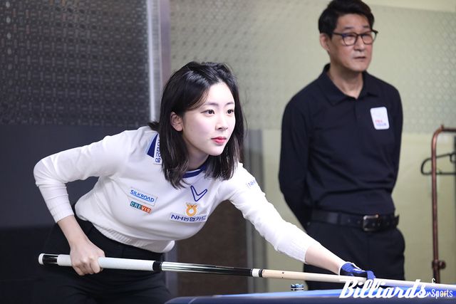 NOLJA(놀자)와 첫 대결 중인 정수빈(NH농협카드)