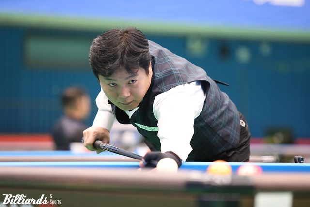 8강에서 김행직과 맞붙는 서창훈(시흥체육회).