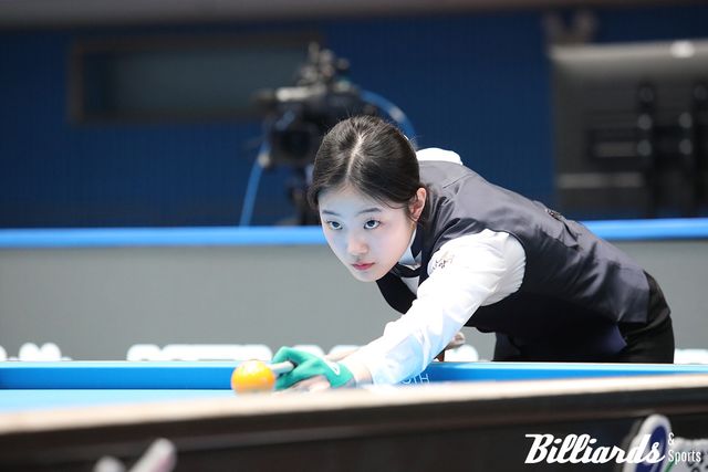 허채원은 26이닝 만에 25:17로 박세정을 꺾고 결승에 올라 두 번째 우승 타이틀을 노린다.&nbsp;