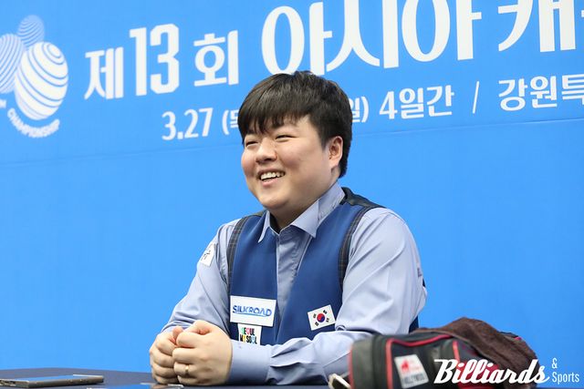 '제13대 아시아 챔피언'에 오른 조명우가 결승전 후 기자들과 인터뷰를 하고 있다. 사진=양구/이용휘 기자