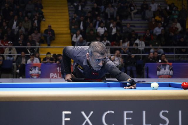 지난해 서울 당구월드컵에 이어 한 대회 만에 다시 결승에 올라온 타슈데미르는 이번에도 아쉽게 준우승에 그쳐 통산 4승 달성에 실패했다.