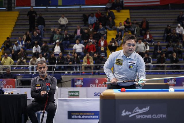 결승에서 대결하는 쩐타인룩과 타슈데미르.