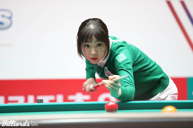 사카이는 팀리그 포스트시즌 플레이오프에서 하나카드가 2패 이후 3차전을 1-2로 끌려가던 어려운 상황에서 4세트 혼합복식에 출전해 혼자서 6점을 치며 승리를 거둬 반전의 불씨를 살리기도 했다.