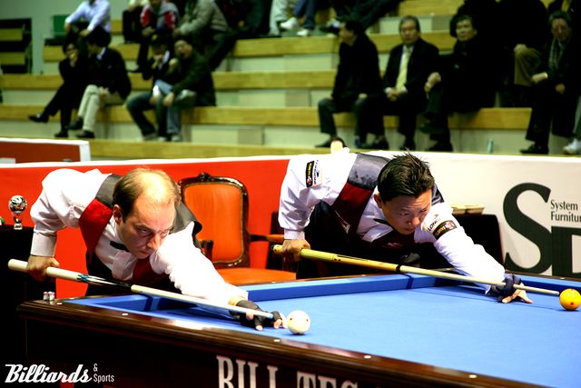 베트남이 처음 3쿠션 사대천왕의 아성에 도전했던 2007년 '수원 당구월드컵' 결승전. 이 대회에서 깜짝 돌풍을 일으킨 베트남의 쩐찌타인은 다니엘 산체스(스페인)에게 져 준우승에 그쳤다.&nbsp; 빌리어즈앤스포츠 DB