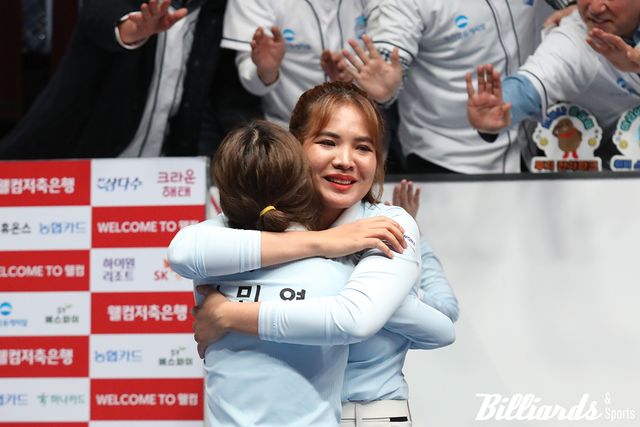 D조에서는 우리금융캐피탈의 스롱 피아비와 김민영이 한 조로 묶여 16강 진출을 다툰다.