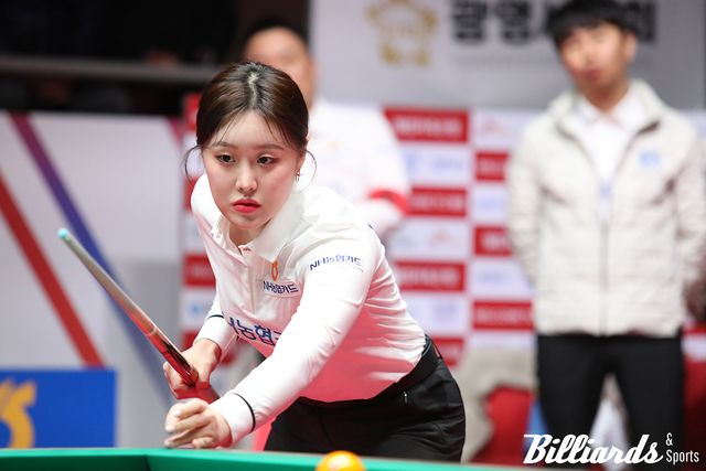 NH농협카드의 김보미. 김보미와 김민아는 상금 순위 8, 9위에 연달아 올랐으나 예선 조 편성을 피하지 못했다.