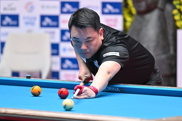 조재호(NH농협카드)가 8일 열린 'SK렌터카 제주특별자치도 PBA 월드챔피언십 2025' 조별리그 첫날 경기에서 패하며 3회 연속 월드챔피언십 우승 도전에 적신호가 켜졌다.&nbsp; 사진=PBA 제공