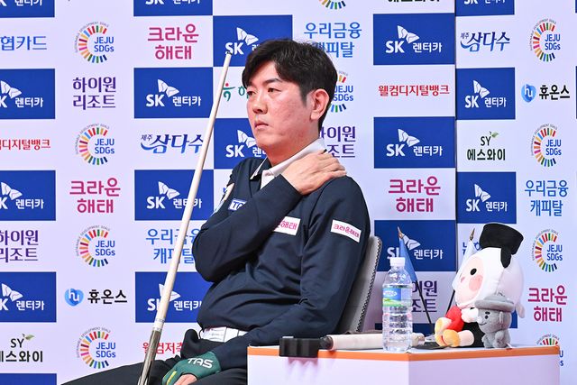 대회 직전 모친상을 당하면서 어렵게 월드챔피언십에 출전을 결정한 김재근은 이날 무거운 마음으로 경기에 임했으나, 아쉽게 산체스에게 첫 경기를 패했다.