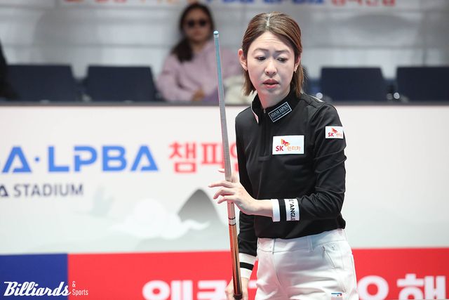 2년 만에 월드챔피언십에 출전하는 히다 오리에(SK렌터카)는 강호 김세연과 조별리그 첫 경기에서 승부를 벌인다.