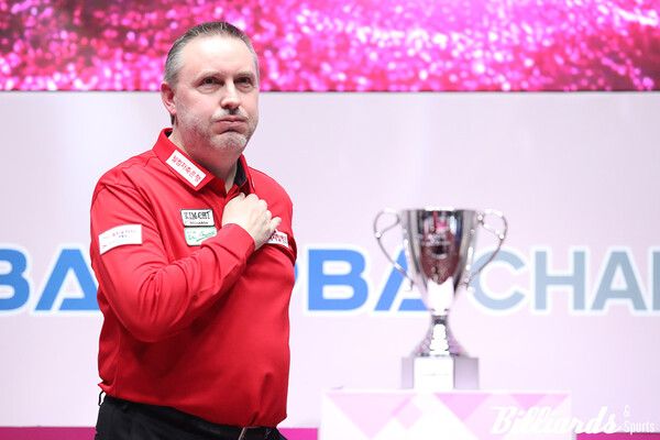 김치빌리아드의 패치를 달고 프로당구 PBA에서 뛴 프레데리크 쿠드롱. 사진=빌리어즈앤스포츠 DB