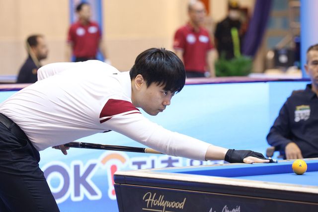 김행직(전남-진도군청)은 D조에서 2승 1패를 거두며 조 2위로 16강에 진출했다.