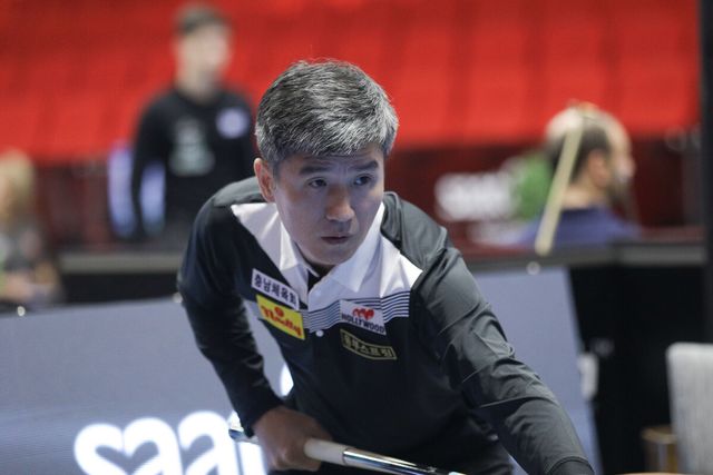 애버리지 2.162의 맹타를 휘두르며 종합순위 3위로 본선에 진출한 강자인(충남체육회).