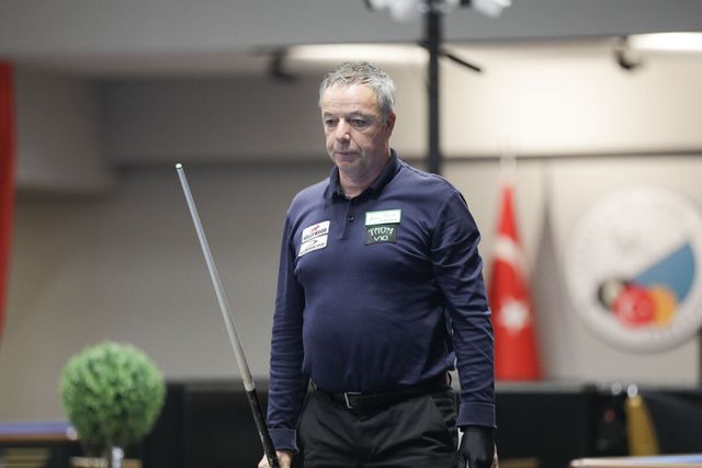 '세계랭킹 1위' 딕 야스퍼스(네덜란드)가 14일 앙카라 3쿠션 당구월드컵 8강전에서 에디 멕스(벨기에)에게 져 탈락했다.&nbsp; 사진=SOOP 제공