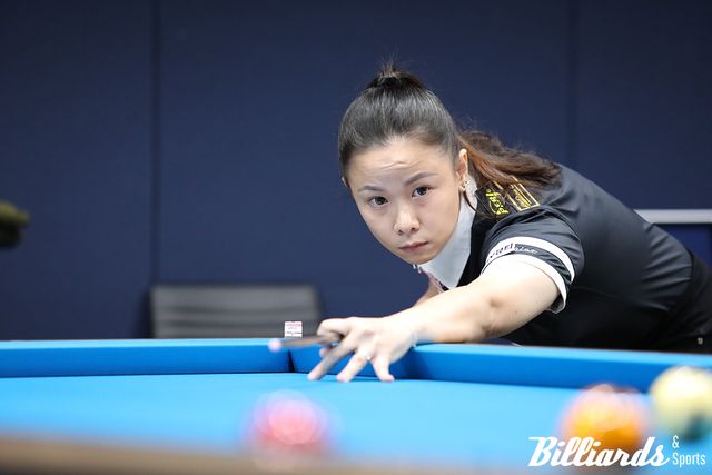 프로당구 시즌 개막전 '우리금융캐피탈 LPBA 챔피언십' PPQ라운드에서 경기하고 있는 응우옌호앙옌니. 사진=고양/이용휘 기자