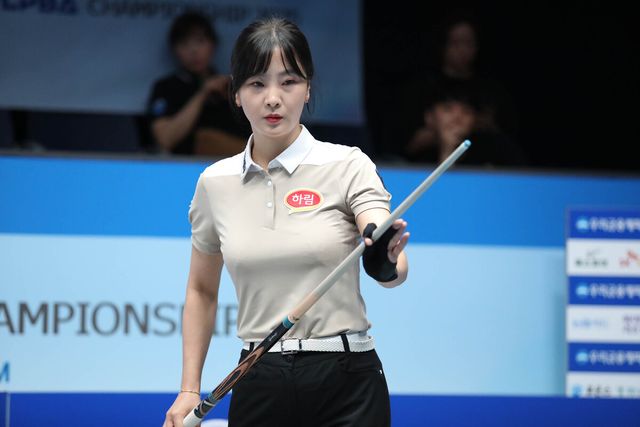 김상아는 64강에서 이화연에게 1점 차의 분패를 당했다.