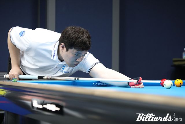 이호영을 제압하고 64강에 오른 우리금융캐피탈의 신입 선지훈