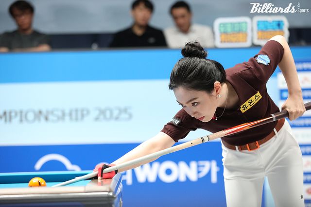 차유람(휴온스)이 프로당구 시즌 개막전 8강에 진출, 준결승행에 도전한다. 사진=고양/이용휘 기자