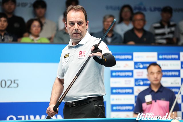 올 시즌 개막전에 '웰컴저축은행 패치'를 달고 출전한 다니엘 산체스. 사진=이용휘 기자