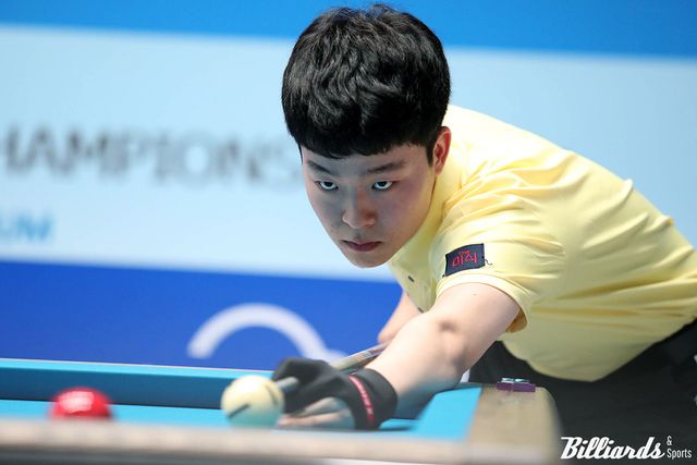 김영원(하림)이 프로당구 시즌 2차 투어 하나카드 PBA 챔피언십 128강전에서 방콕 아시안게임 동메달리스트 김정규와 승부를 벌인다.&nbsp; 사진=이용휘 기자