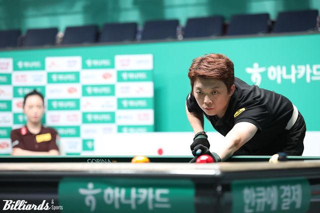 차유람을 꺾고 32강에 진출한 박은경.