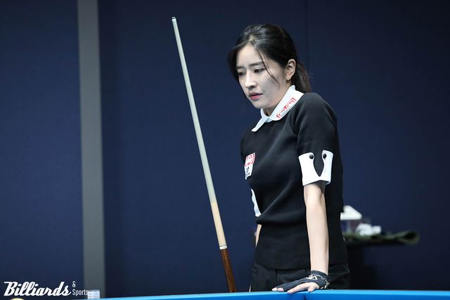 한슬기는 하이런으로 어렵게 PQ를 통과하고 64강에서 황민지와 대결한다.