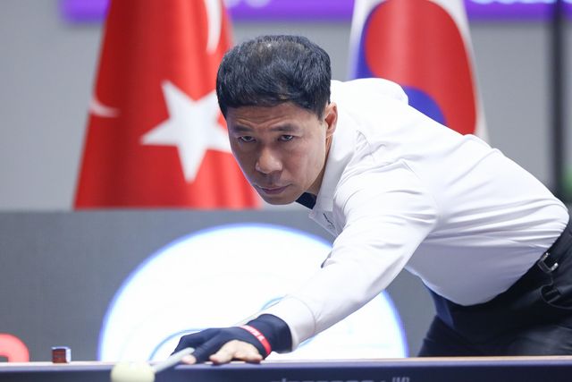 2024 앙카라 당구월드컵에서 경기 중인 허정한.