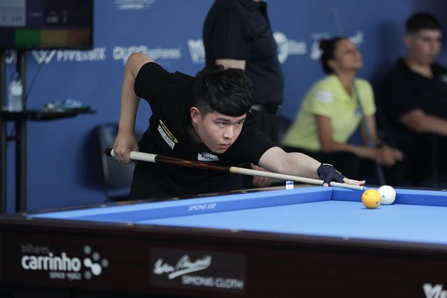 조 2위로 포르투당구월드컵 탈락 위기에 놓인 김도현이 극적인 행운으로 PQ행 티켓을 손에 넣었다. 사진=SOOP 제공