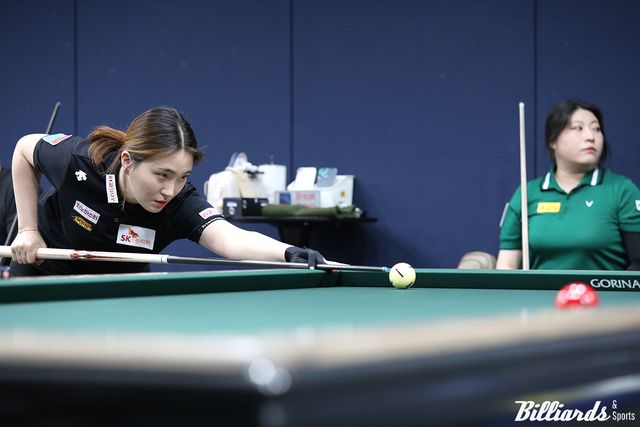 강지은(SK렌터카)은 오도희를 세트스코어 3-0으로 꺾고 16강에 올라갔다.