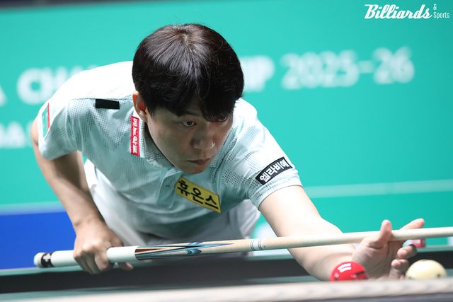 최성원(휴온스)은 정성윤에게 세트스코어 3-1로 승리했다.