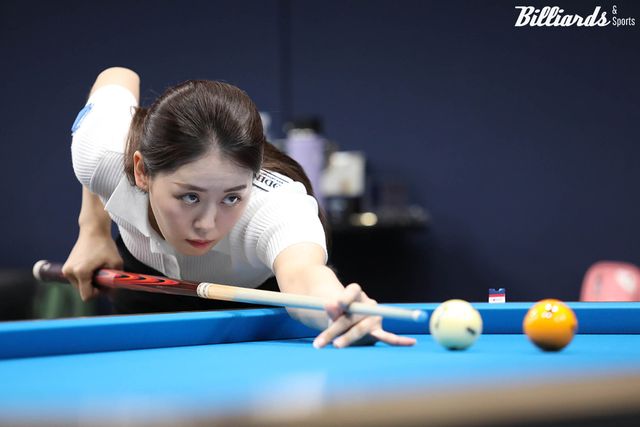 최지민은 심지유를 세트스코어 3-1로 꺾고 두 대회 연속 8강에 진출했다.