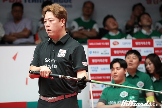 SK렌터카의 강동궁은 3세트에서 승리하며 추격을 시작했지만, 끝내 세트스코어 1-4로 패배하고 말았다.