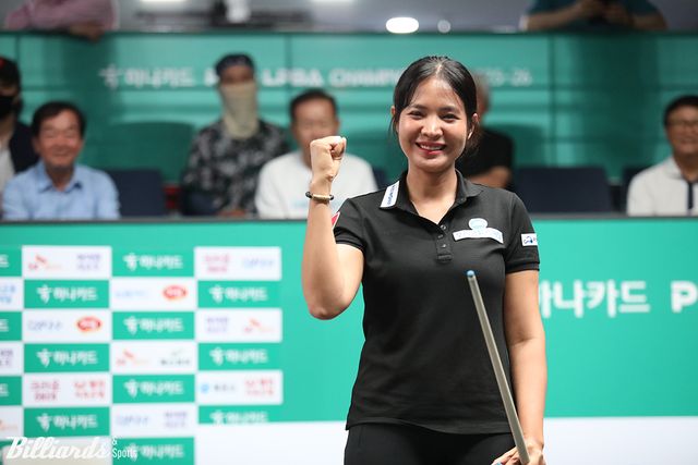 스롱은 김가영과의 역대 전적에서 6승 4패로 앞서 있다.