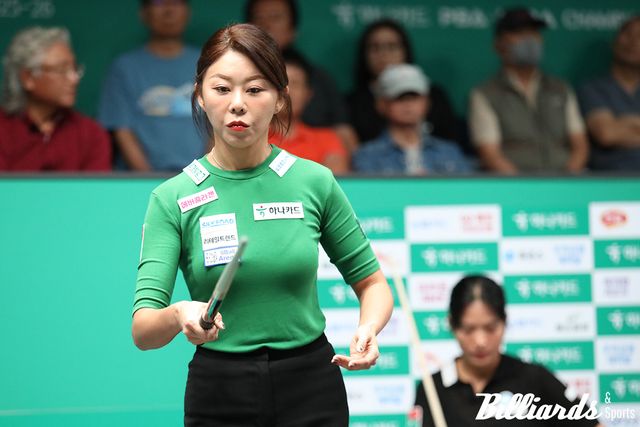 준결승전에서 경기 중인 김가영.