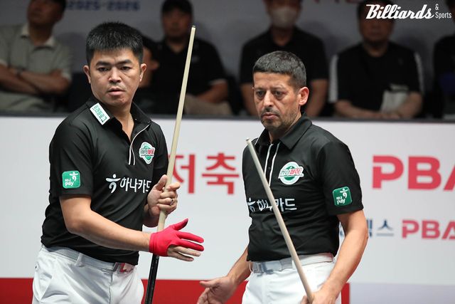 1세트 남자복식에서 3승 1패를 거둔 응우옌꾸옥응우옌(베트남·왼쪽)과 초클루.