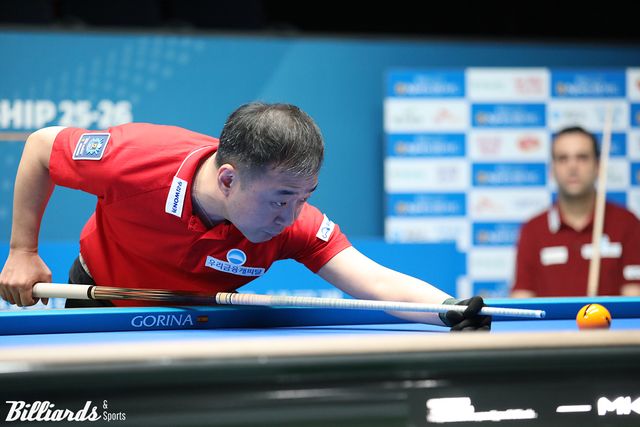 한국 선수 중 유일하게 준결승에 진출한 엄상필(우리금융캐피탈)이 다니엘 산체스(웰컴저축은행)와 1년 만의 리벤지매치를 벌인다.&nbsp; 사진=고양/이용휘 기자