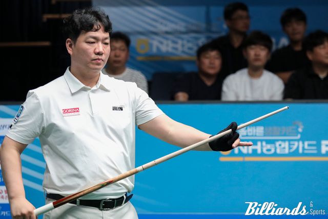 이대웅은 모리 유스케를 상대로 매 세트 끈질긴 추격을 벌였으나 세트스코어 0-3으로 패하고 말았다.