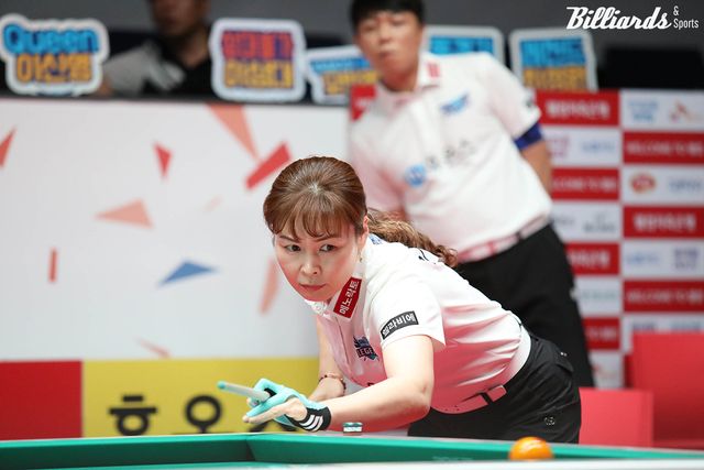 휴온스가 2라운드 첫 경기에서 NH농협카드를 4-2로 꺾고 5연패의 수렁에서 벗어났다. 사진은 이날 6세트에서 쐐기를 박은 이신영(휴온스).&nbsp; 사진=이용휘 기자