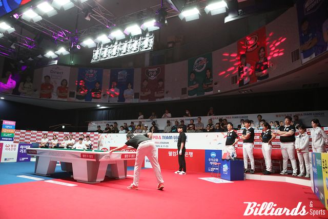 하림과 우리금융캐피탈이 PBA 팀리그 2라운드 2일차에 맞붙었다.