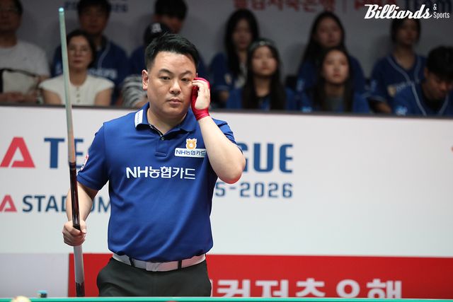 조재호(NH농협카드)가 정규투어 3차전 챔피언 모리 유스케(일본)와 3세트에서 승부를 벌인다.