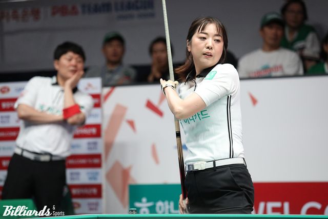 6세트 여자단식에 출전한 사카이 아야코(하나카드).