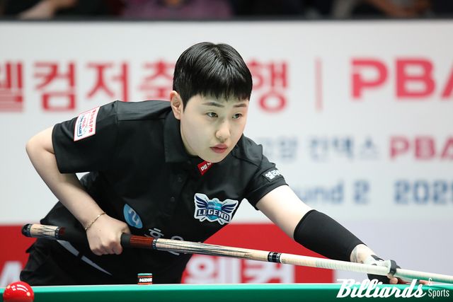 김세연은 2세트에 이어 4세트에도 활약을 펼치며 두 세트 승리를 따냈다.