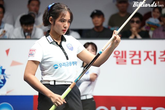 6세트에서 김가영에게 승리한 스롱 피아비.